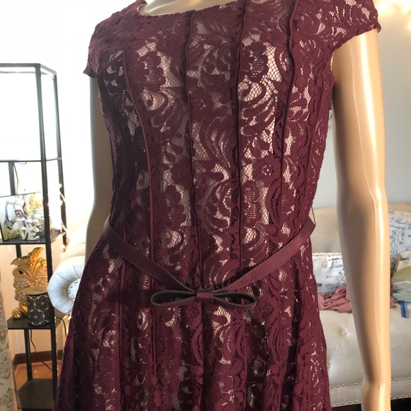 Dress - Picture 2 of 4